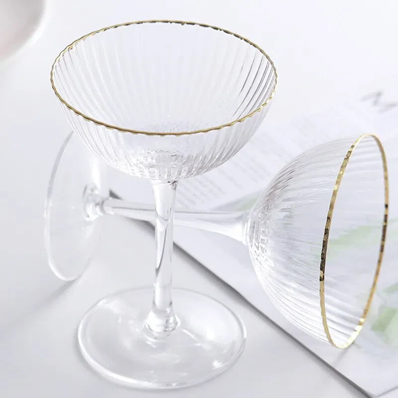 Taça de Vidro para Sobremesa com Borda Dourada - Elegante e Sofisticada