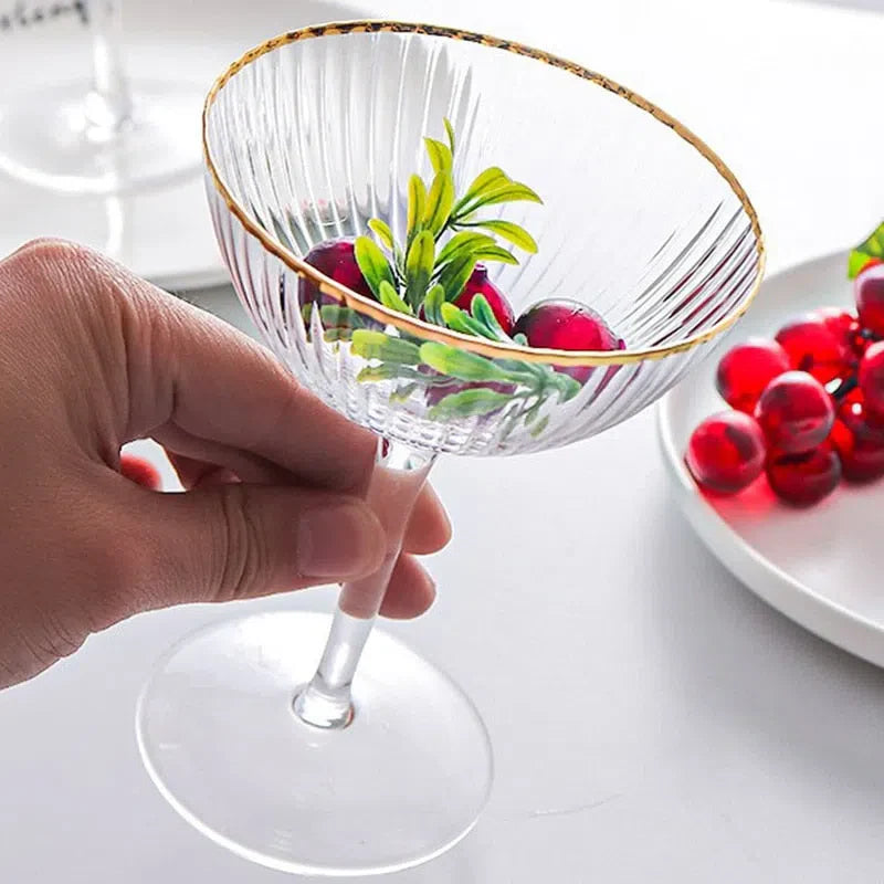 Taça de Vidro para Sobremesa com Borda Dourada - Elegante e Sofisticada