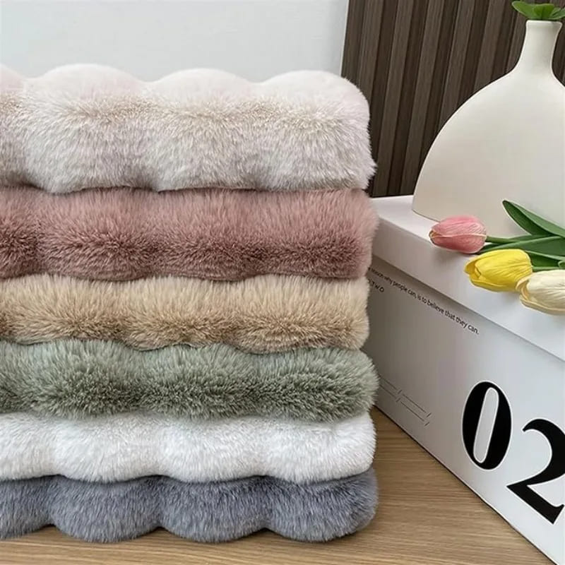 Tapete Antiderrapante Peludo para Sala e Quarto em Pelúcia