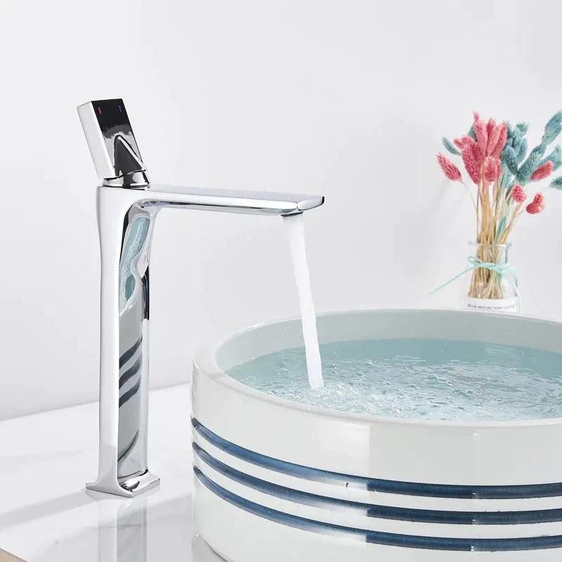 Torneira Monocomando Para Banheiro Aqua Bella - Design Moderno e Funcional
