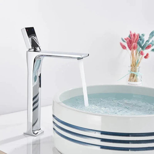 Torneira Monocomando Para Banheiro Aqua Bella - Design Moderno e Funcional