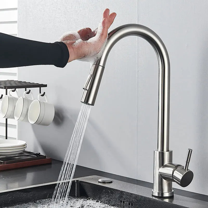 Torneira Monocomando de Cozinha com Rotação 360° - Design Moderno e Funcional