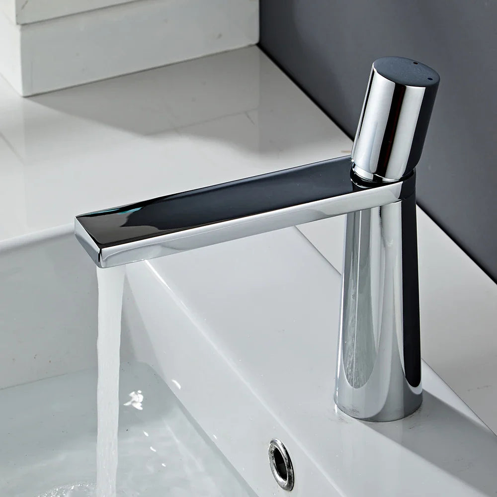 Torneira Monocomando para Cozinha Gourmet com Acabamento Moderno