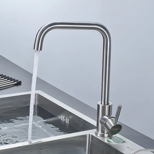 Torneira Monocomando para Cozinha com Misturador e Acabamento em Cromo