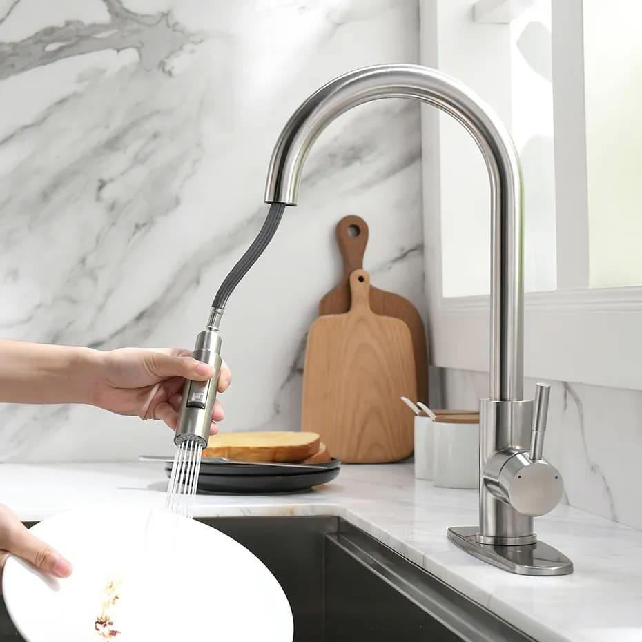 Torneira de Cozinha Moderna - Modelo Verona com Acabamento Elegante