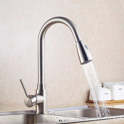 Torneira de Cozinha com Jato Extensível e Controle de Fluxo