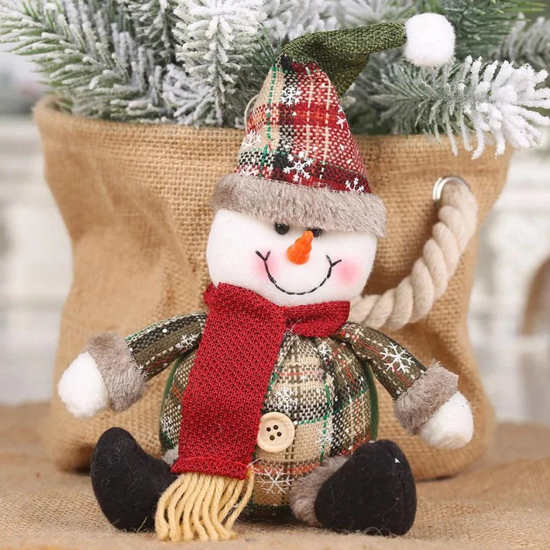 Boneco de Pelúcia Natalino para Decoração de Festa e Ambiente