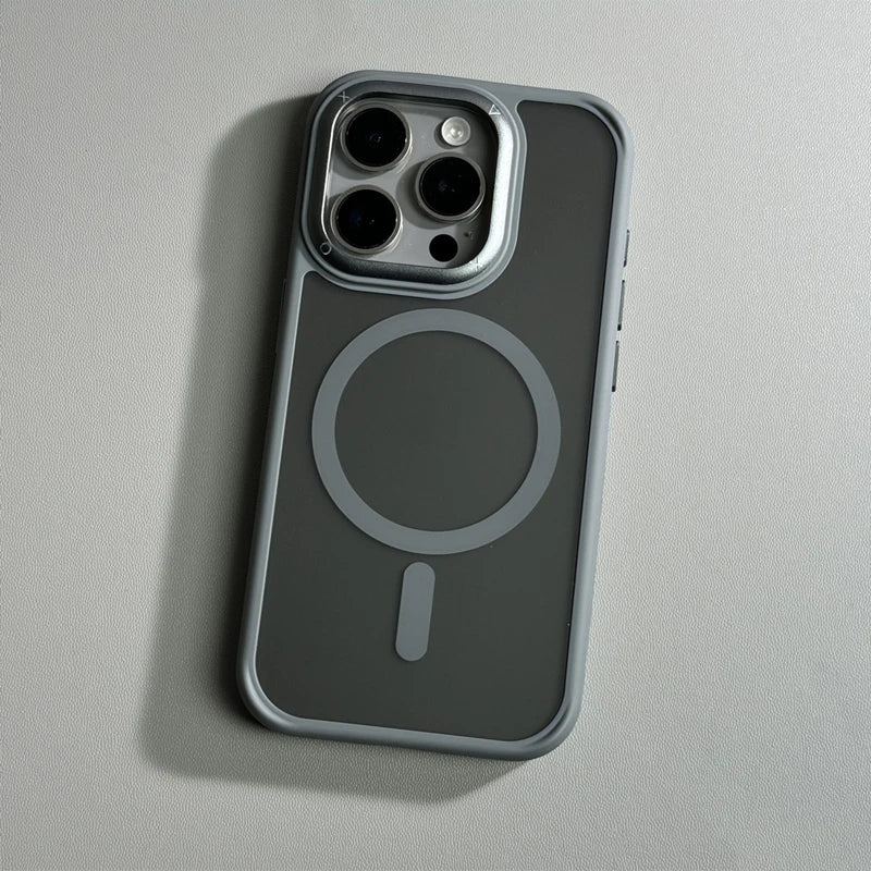 Capa Transparente Minimalista para iPhone com Carregamento MagSafe
