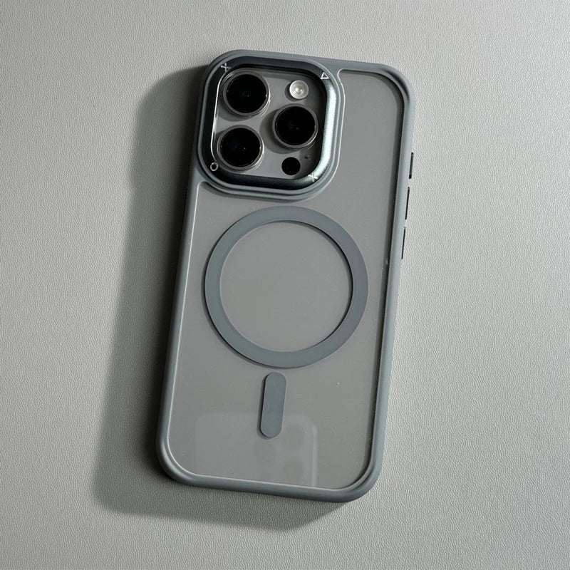 Capa Transparente Minimalista para iPhone com Carregamento MagSafe