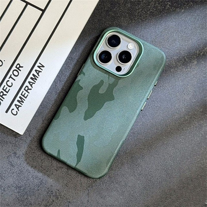 Capinha iPhone Camuflagem Minimalista com MagSafe