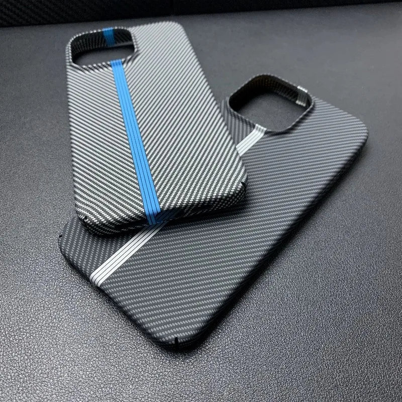 Capinha Minimalista para iPhone em Fibra de Carbono - Estilo e Proteção