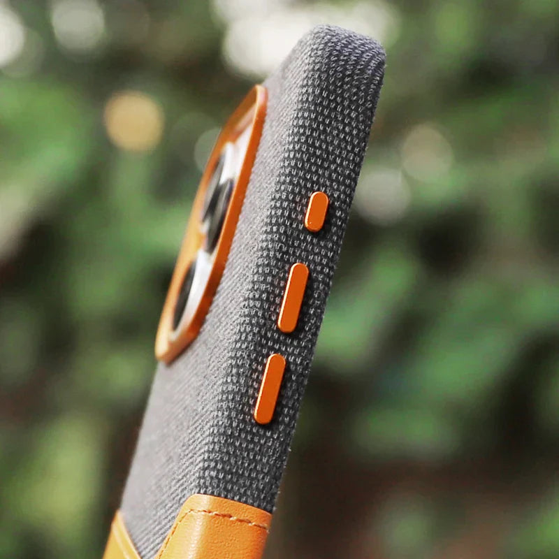 Capinha Minimalista para iPhone em Tecido e Couro