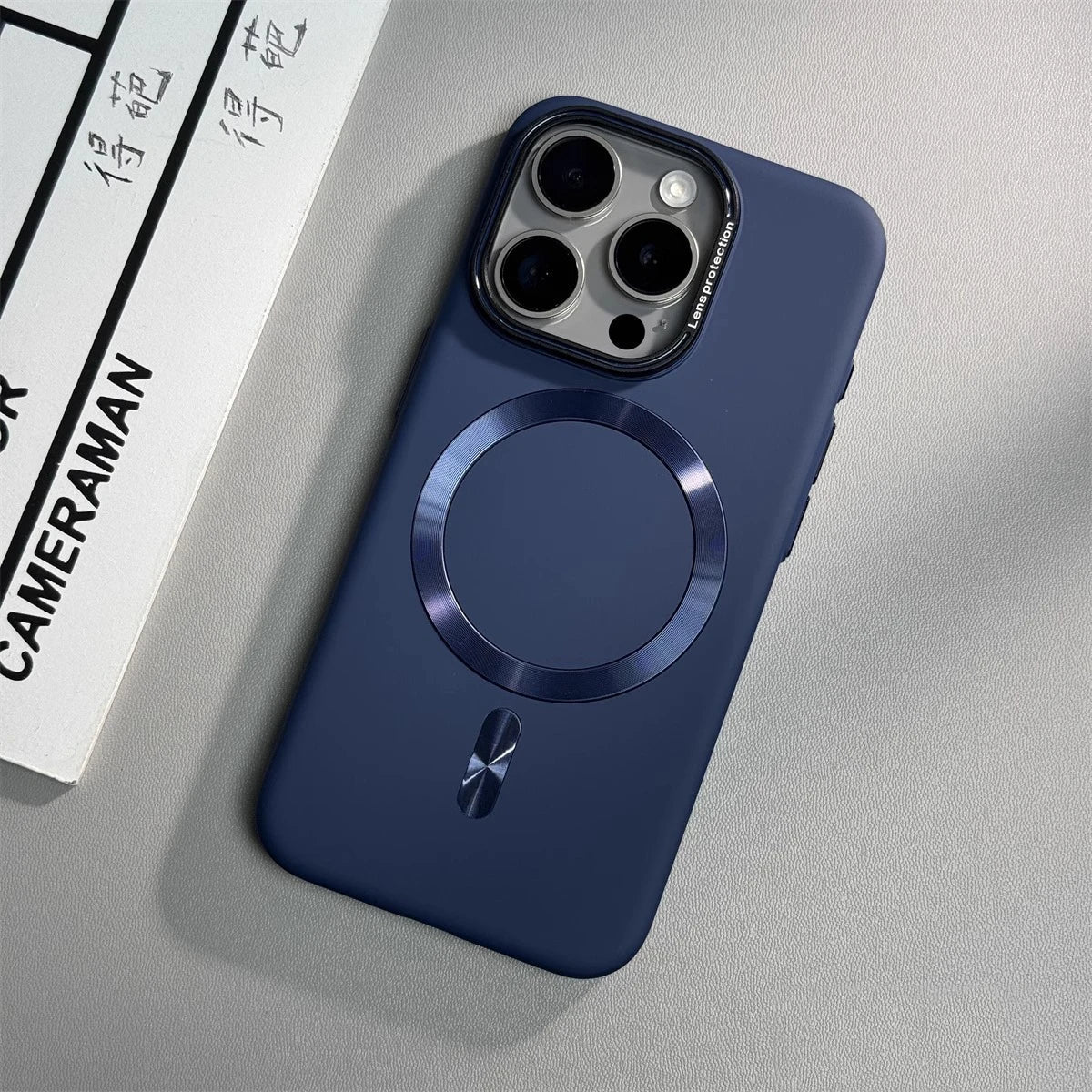 Capinha Minimalista para iPhone Nano Plus com Carregamento MagSafe