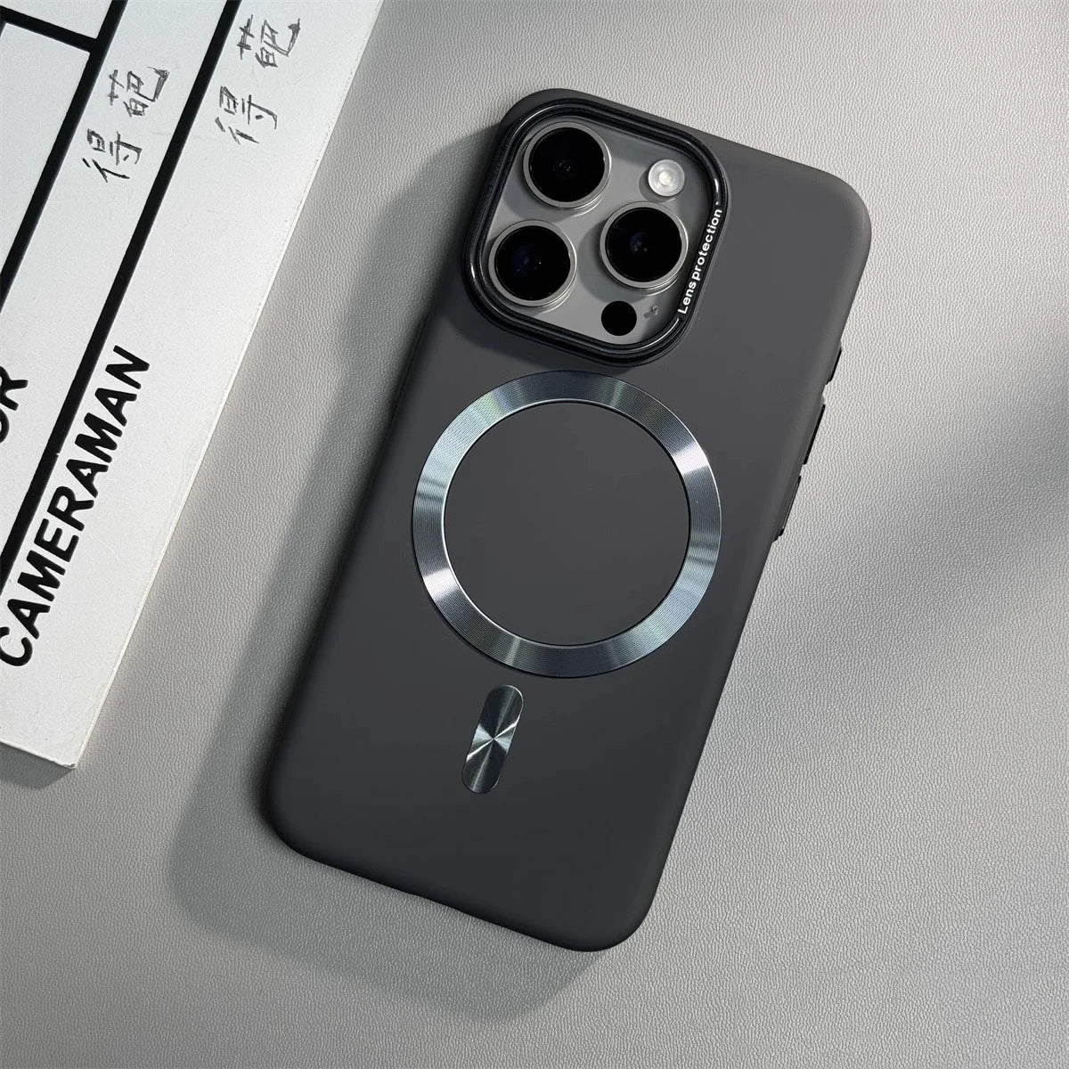 Capinha Minimalista para iPhone Nano Plus com Carregamento MagSafe