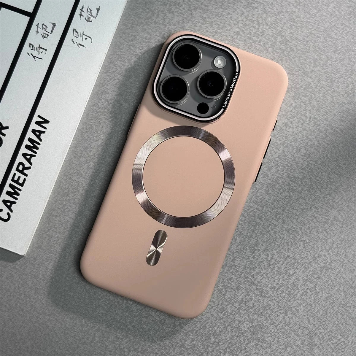 Capinha Minimalista para iPhone Nano Plus com Carregamento MagSafe