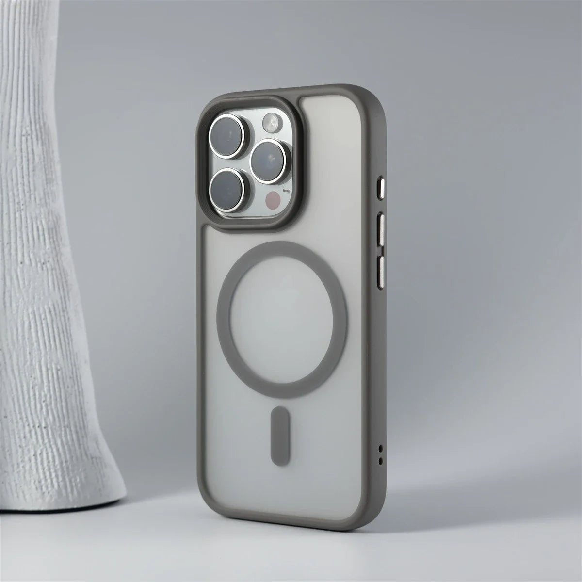 Capinha para iPhone Efeito Matte Minimalista com Compatibilidade para Carregamento MagSafe