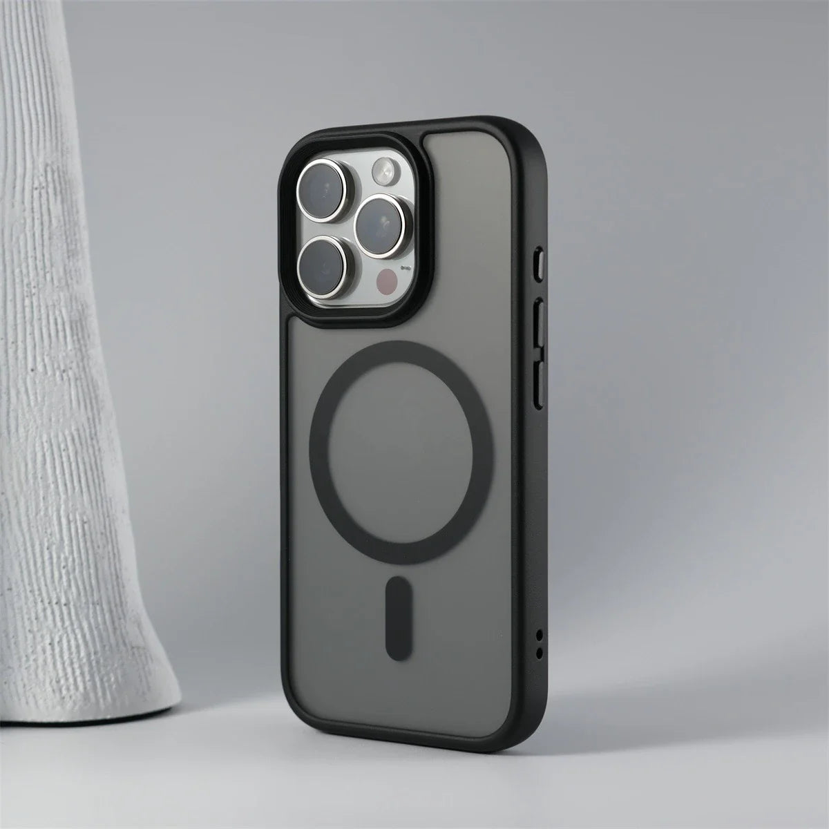 Capinha para iPhone Efeito Matte Minimalista com Compatibilidade para Carregamento MagSafe