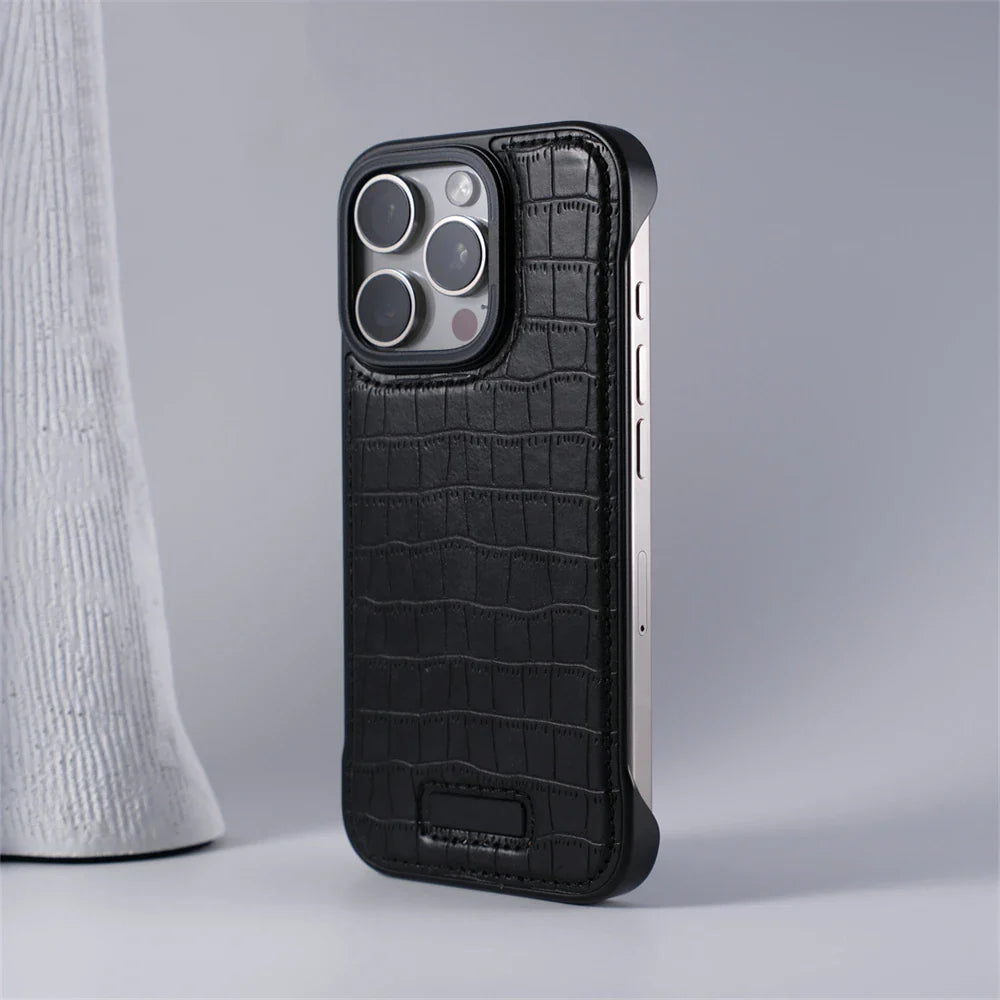 Capinha para iPhone em Couro com Acabamento em Metal Reforçado