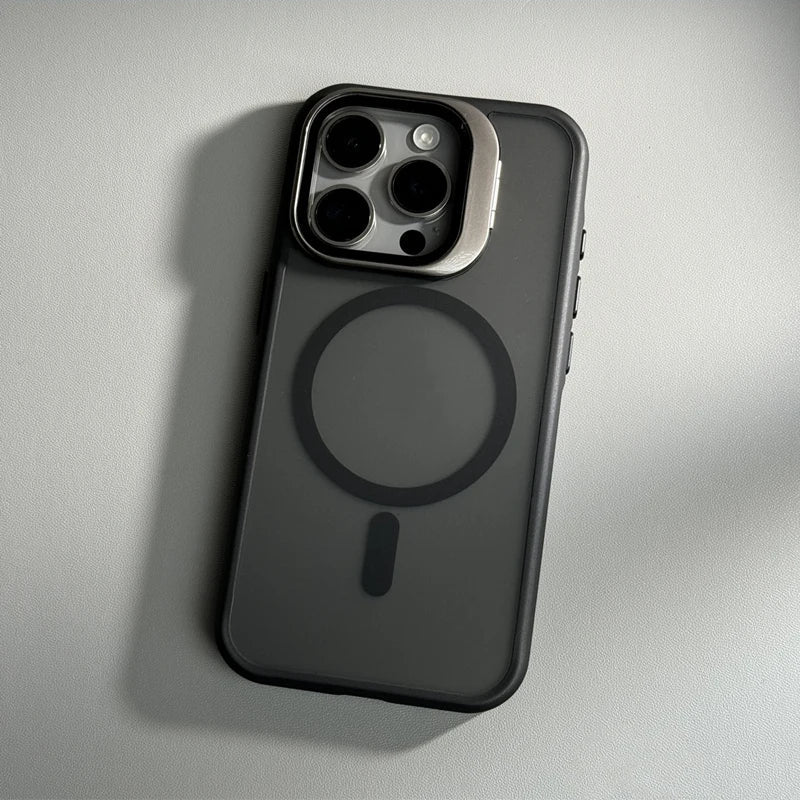 Capinha para iPhone Nano Ultra com proteção para câmeras e compatível com MagSafe