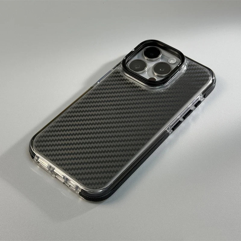 Capinha Transparente para iPhone com Fibra de Carbono e Suporte para Carregamento MagSafe