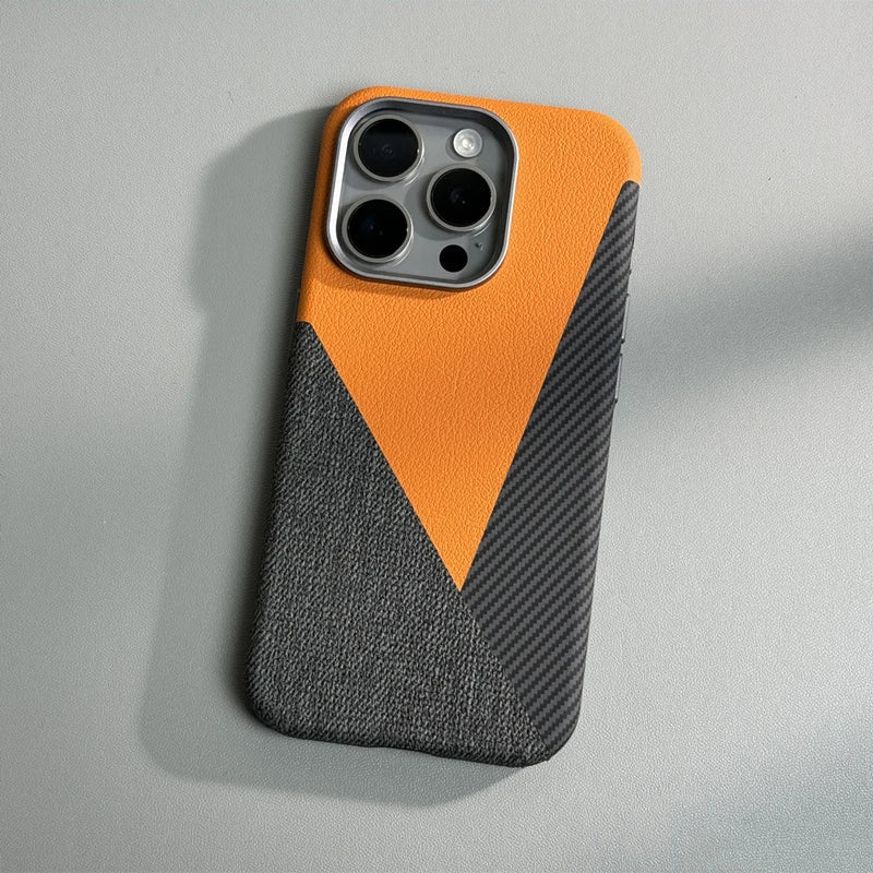 Case para iPhone em Couro e Carbono com Tecnologia de Proteção Anti-impacto