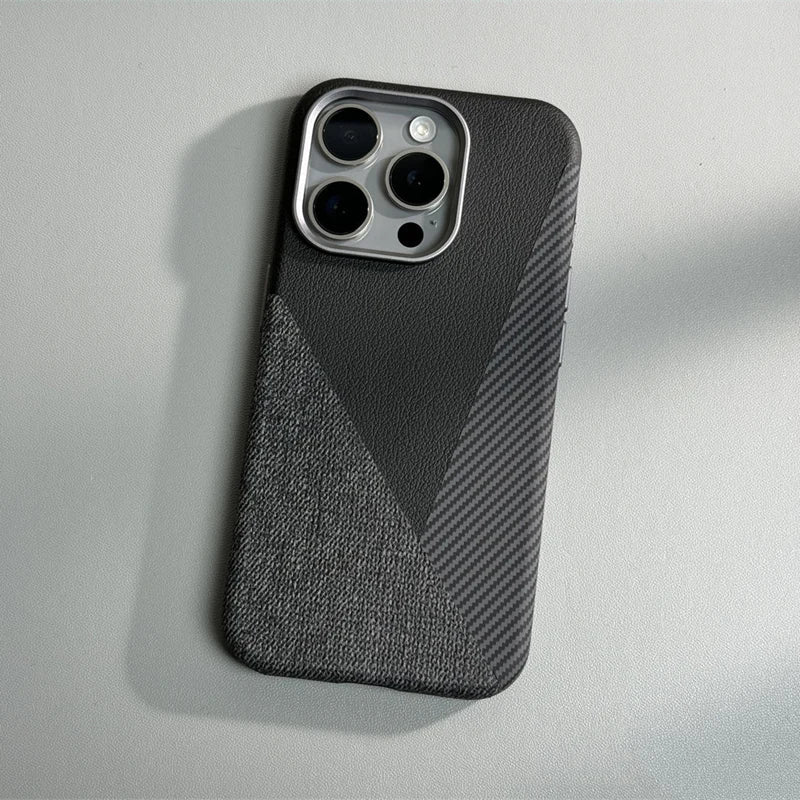 Case para iPhone em Couro e Carbono com Tecnologia de Proteção Anti-impacto