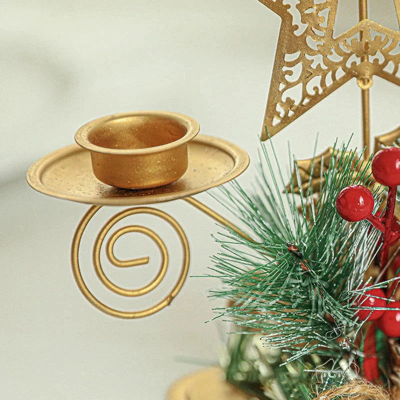 Castiçal de Ferro Dourado com Decoração de Papai Noel e Rena para Natal