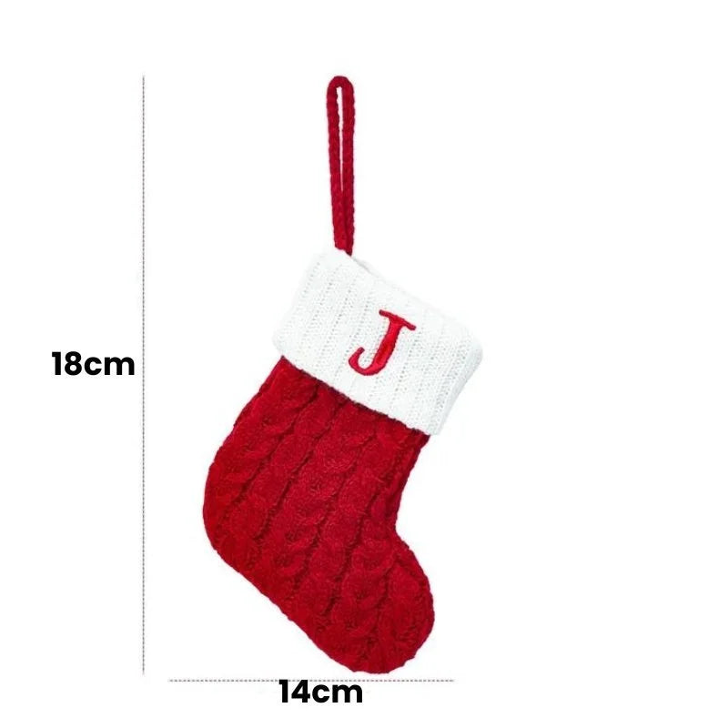 Enfeite de Meias de Natal com Letras do Alfabeto - Decoração Festiva Personalizada