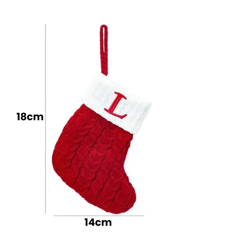 Enfeite de Meias de Natal com Letras do Alfabeto - Decoração Festiva Personalizada