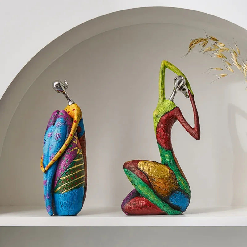 Escultura Abstrata em Resina Estilo Nórdico para Decoração de Interiores