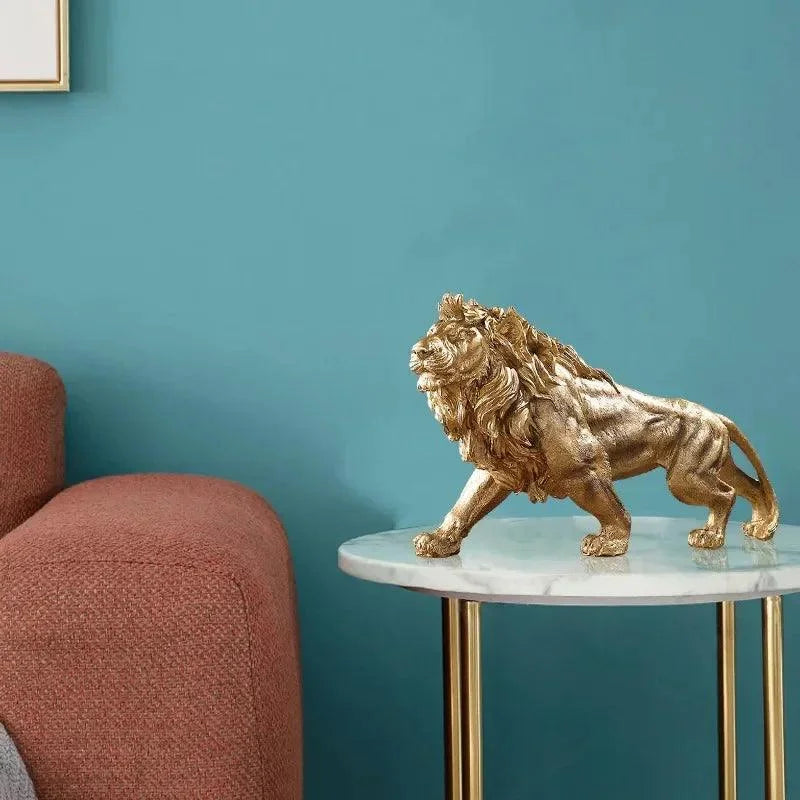 Estátua Decorativa de Leão Dourado em Resina para Ambientes