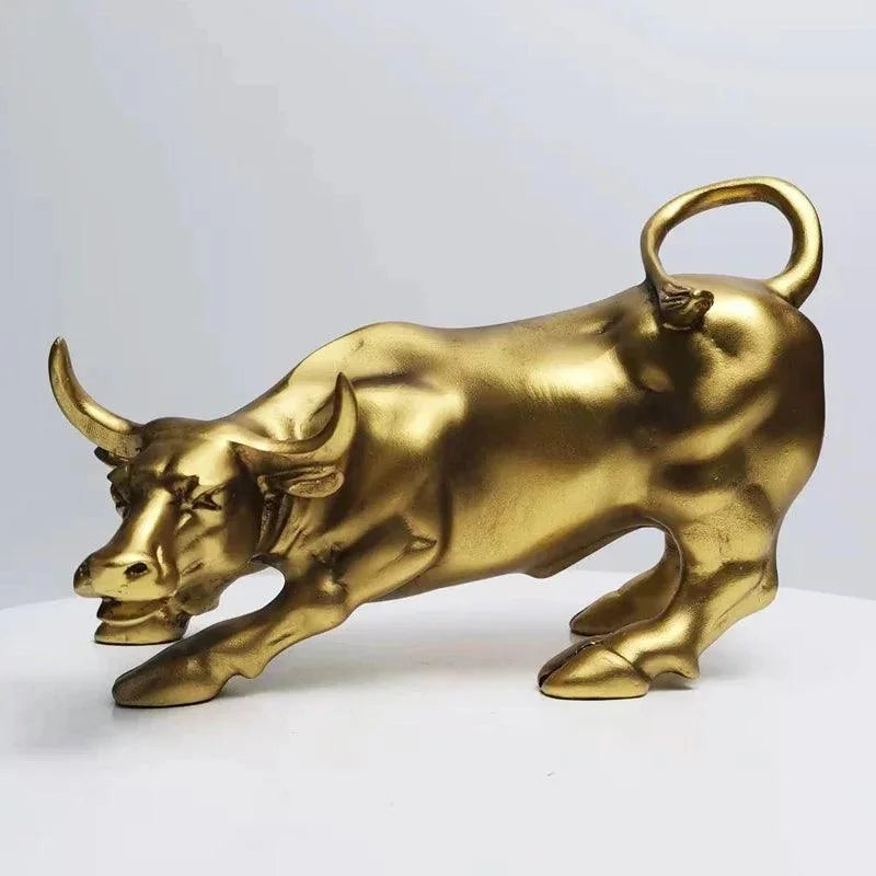 Estátua Decorativa Touro de Wall Street Dourado em Resina - Acessório de Decoração