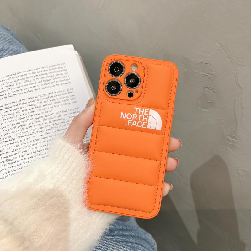 Capa para iPhone The North Face - Proteção Durável com Design Estiloso