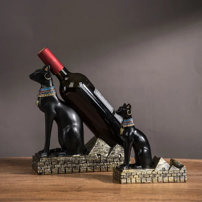 Suporte para Vinho Anúbis em Resina Estilo Egípcio - Decoração para Casa