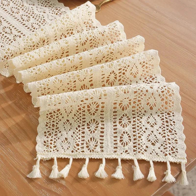 Trilho de Mesa Vintage em Crochê de Algodão para Decoração de Interiores