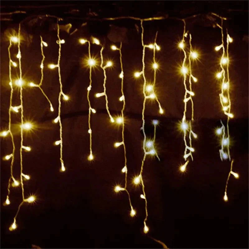 Varal de Luzes de Natal Brilhante 5 Metros para Decoração Festiva