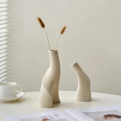 Vaso de Cerâmica Fosca Artesanal para Decoração de Interiores