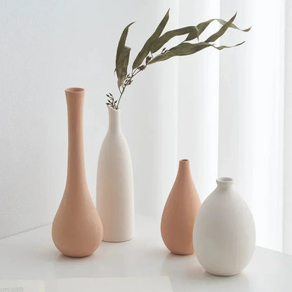 Vaso de Cerâmica para Arranjos Florais - Design Moderno e Elegante